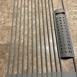 Brand new kitchen sink drain mat